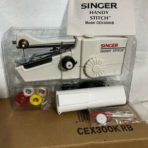 SINGER Handy Stitch Portable Sewing Machine - White